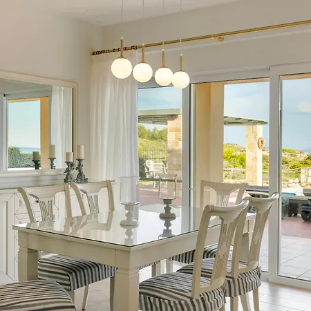 Sunset Villa *